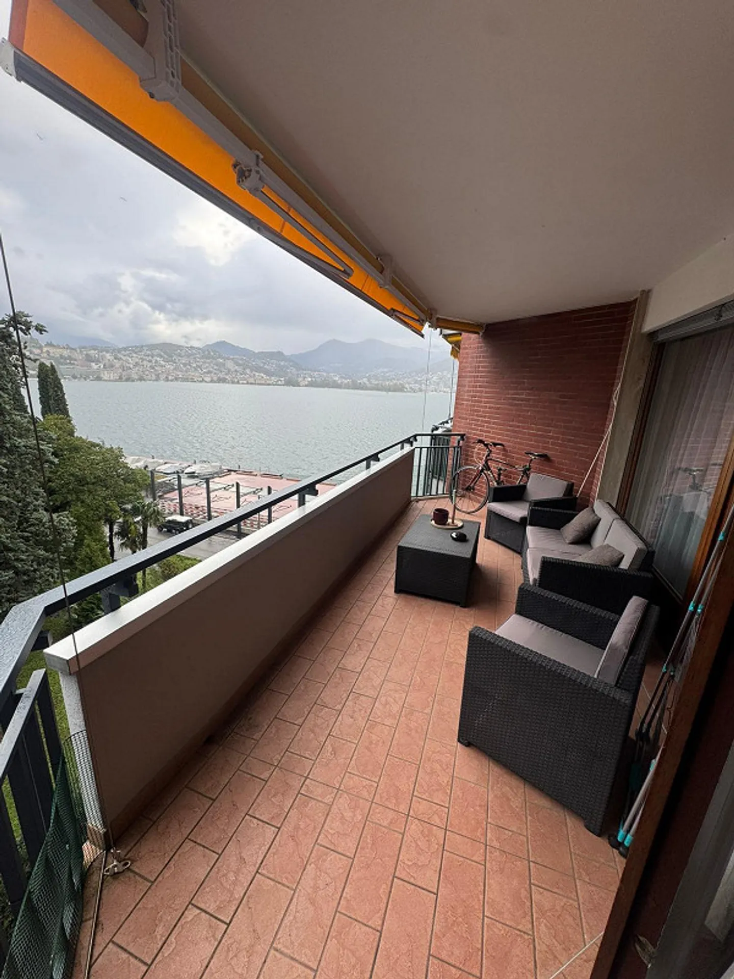 Appartamento vista lago - Foto 1 di 6