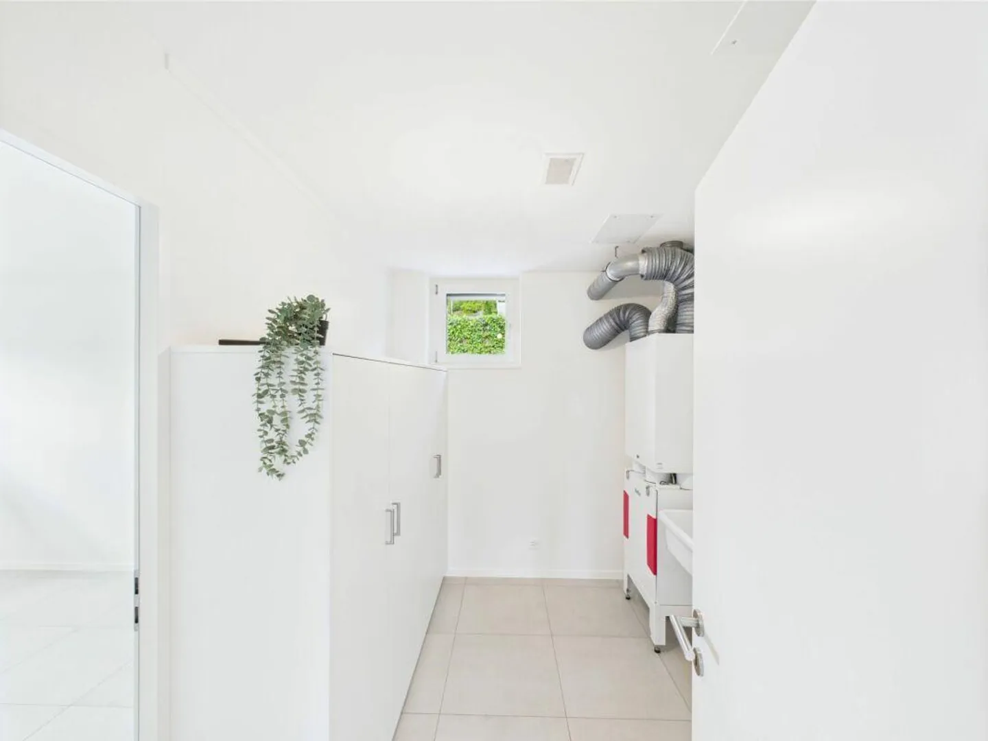 Dreamlike 3.5-Room Terrace Apartment including 2 Parking Spaces - Photo 15 of 19