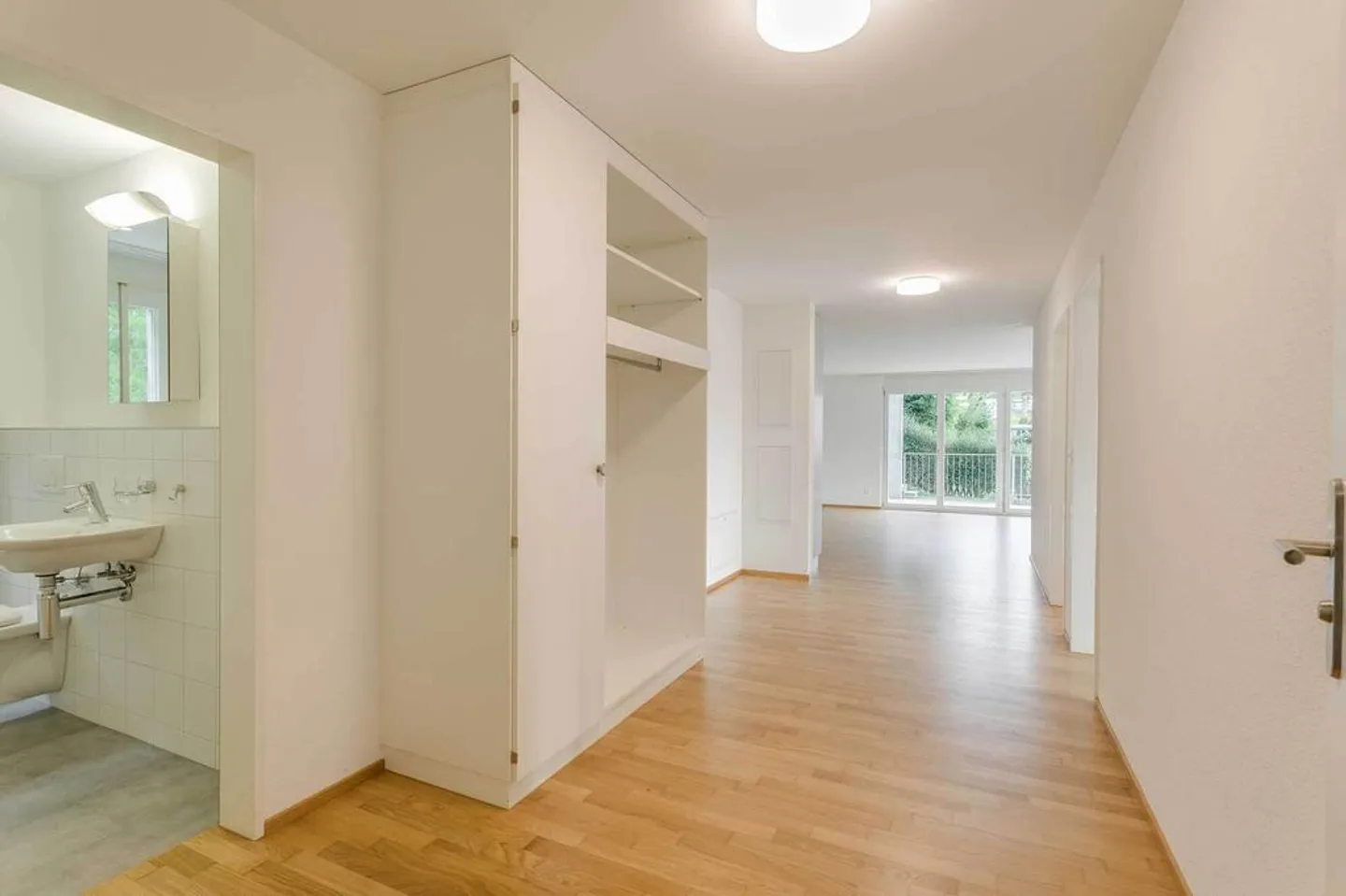 Appartamento con vista magnifica a Meierskappel - Foto 10 di 12