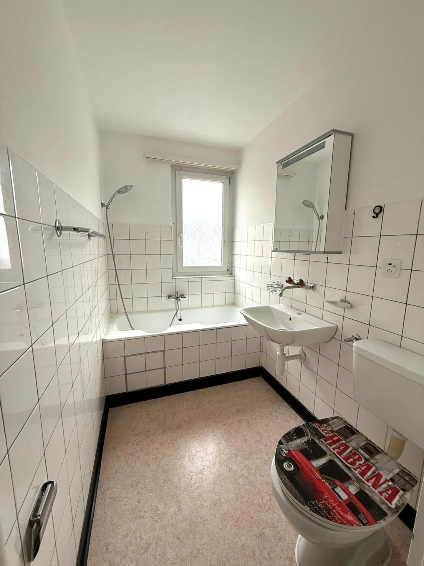 Charming 4.5 Room Apartment - Photo 5 of 5