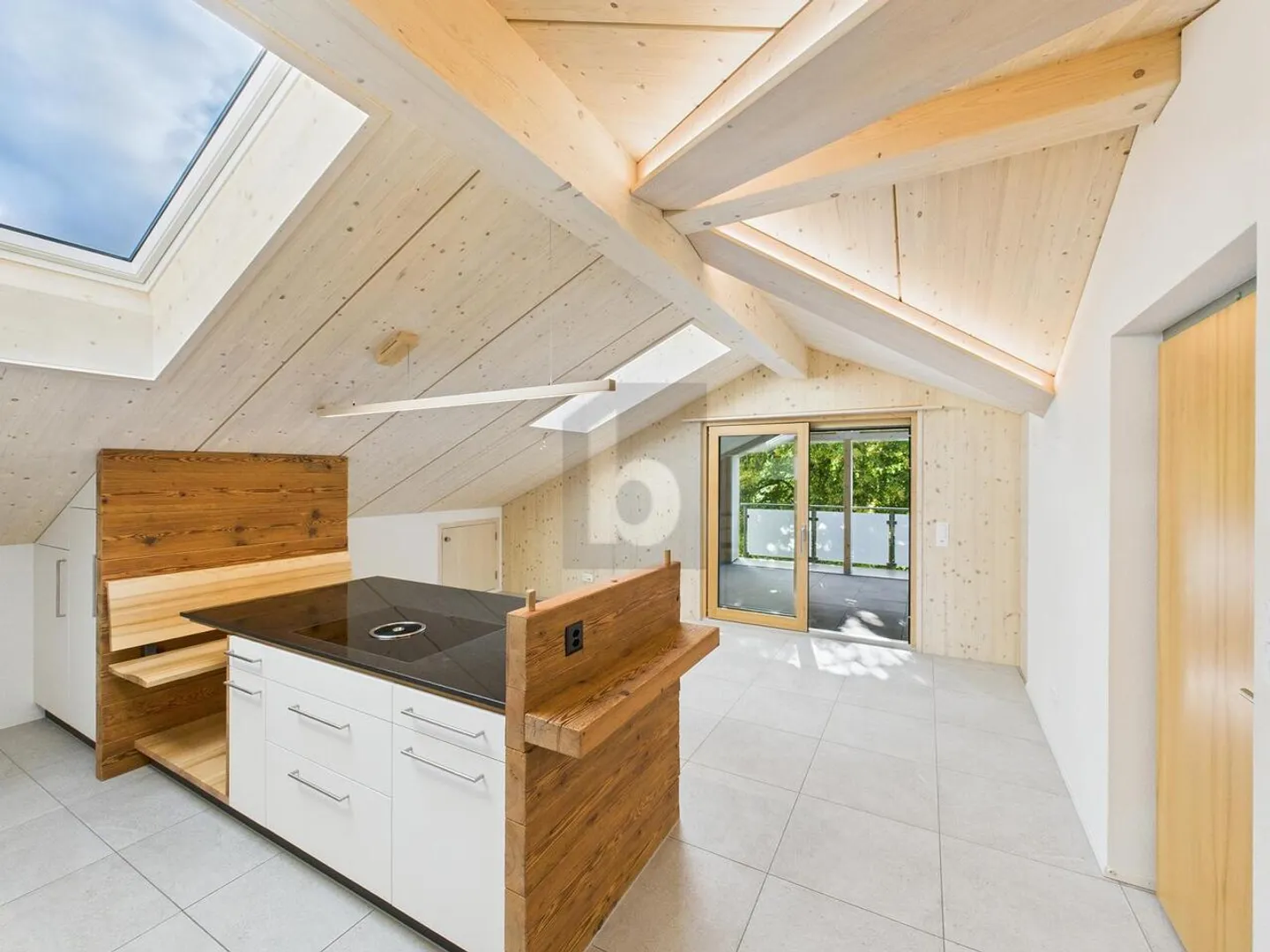 NOUVEAU BÂTIMENT EN ARCHITECTURE EN BOIS MODERNE - Photo 1 sur 6