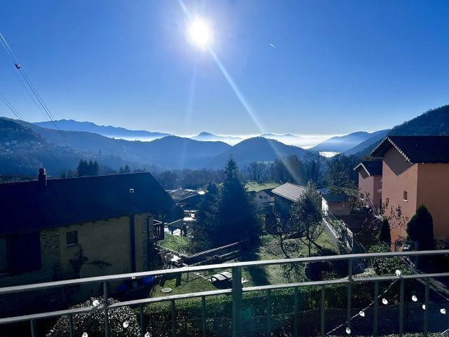 Villetta di 5 1/2 locali molto tranquilla, soleggiata bella vista - Foto 30 di 43
