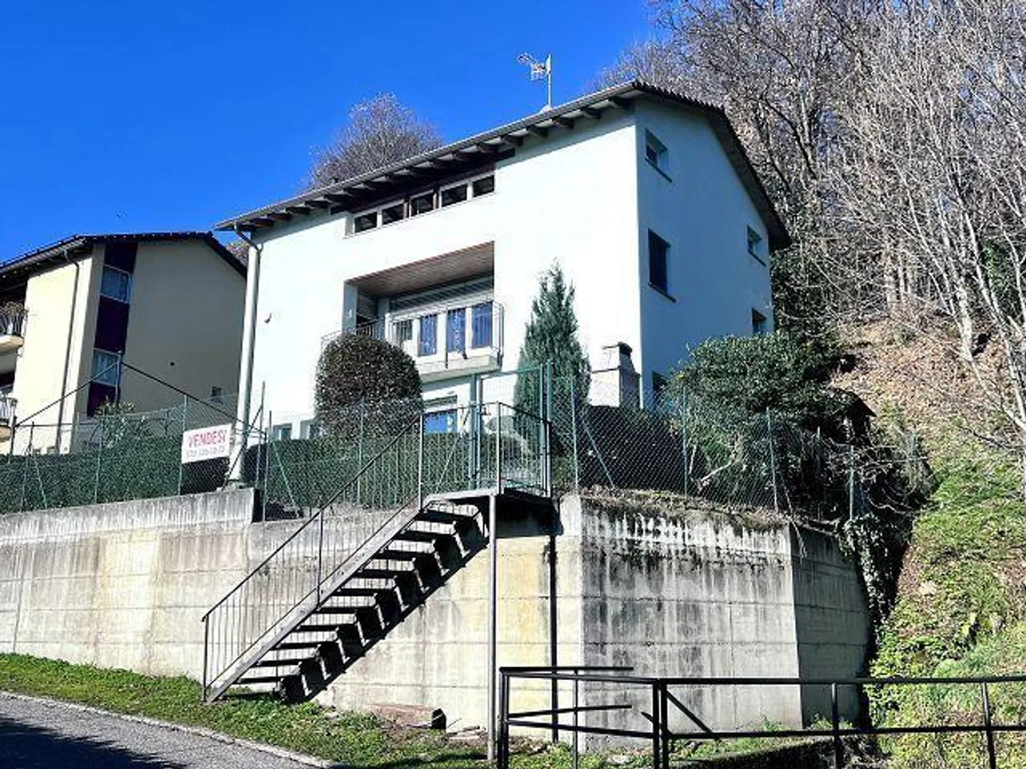 Villetta di 5 1/2 locali molto tranquilla, soleggiata bella vista - Foto 36 di 43