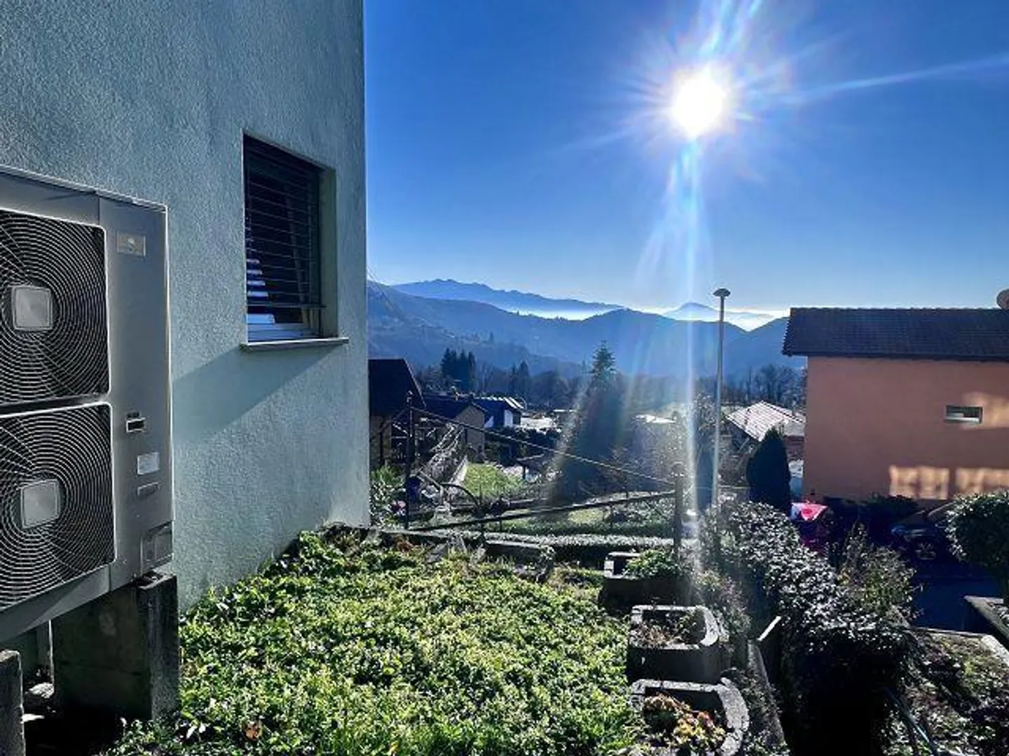 Villetta di 5 1/2 locali molto tranquilla, soleggiata bella vista - Foto 35 di 43