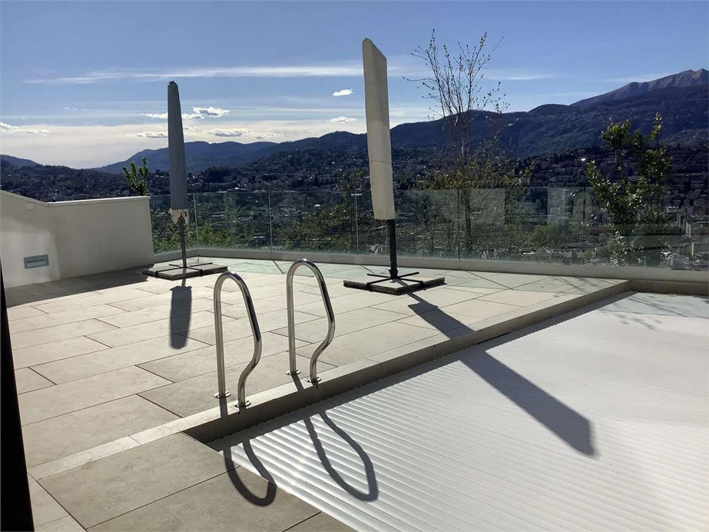 Lugano Albonago, villa moderna con piscina e vista lago - Foto 4 di 13
