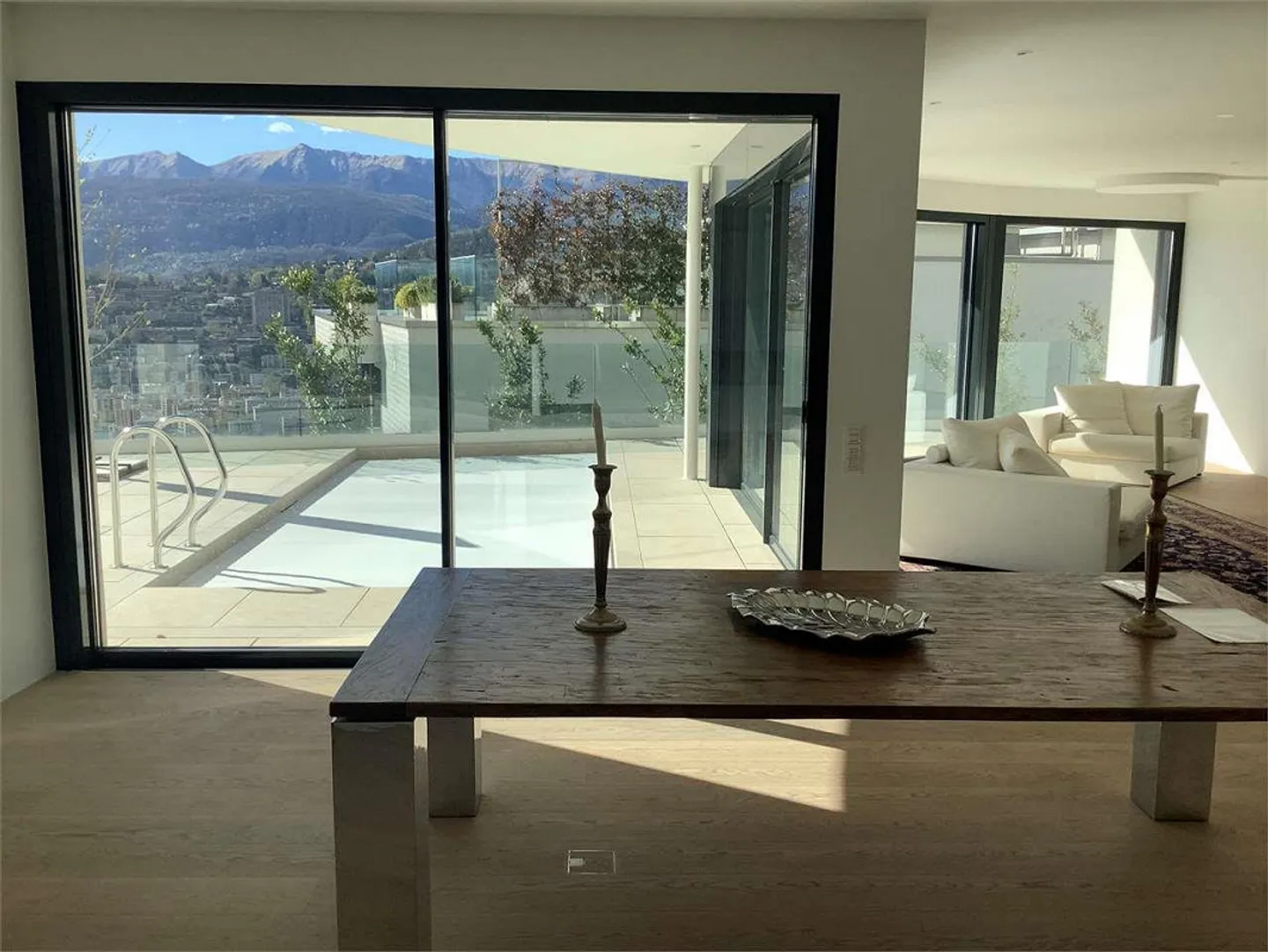 Lugano Albonago, villa moderna con piscina e vista lago - Foto 10 di 13