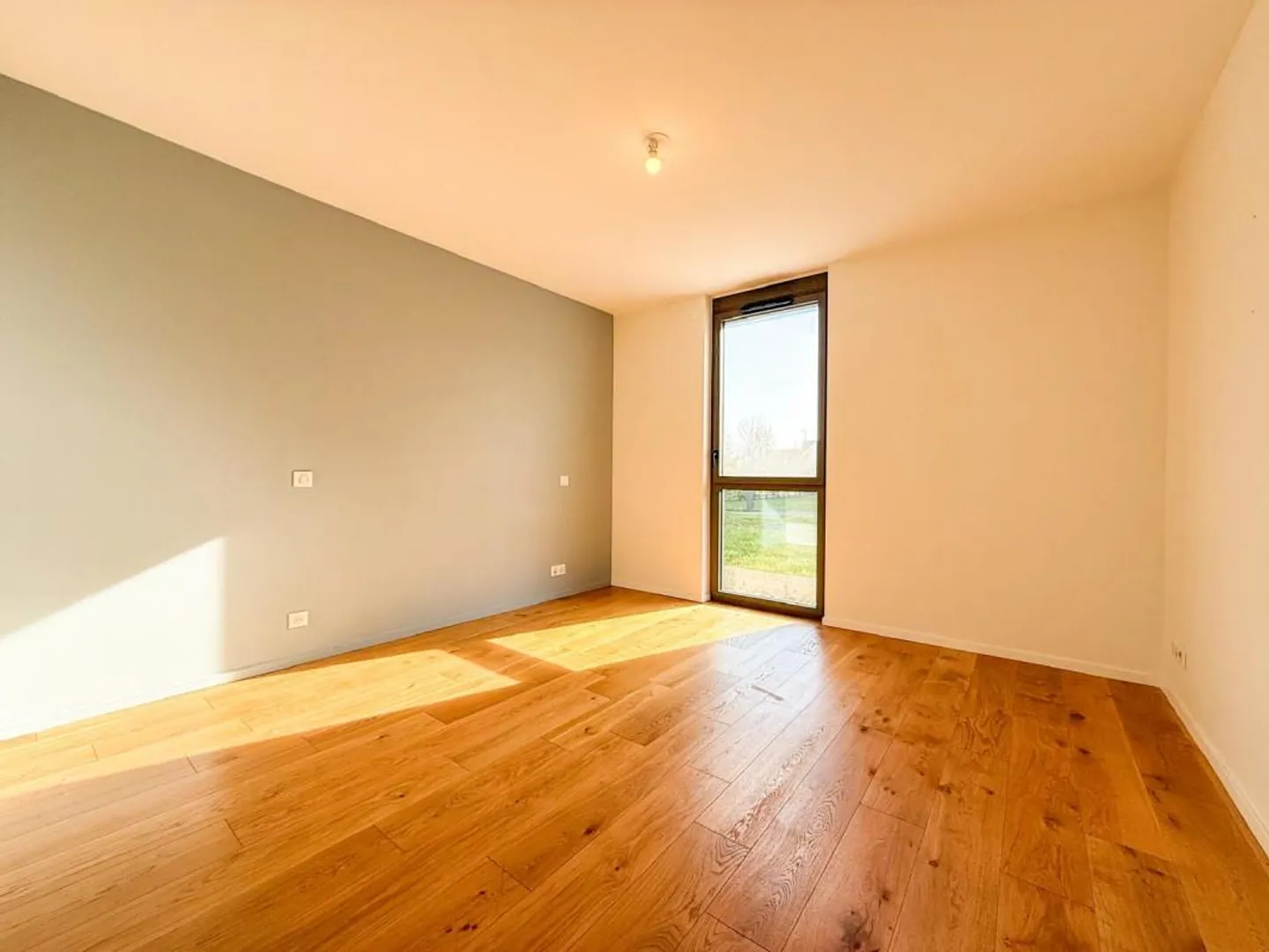 In Frankreich, Village-Neuf: Hochwertige 4-Zimmer-Wohnung - Foto 5 von 8