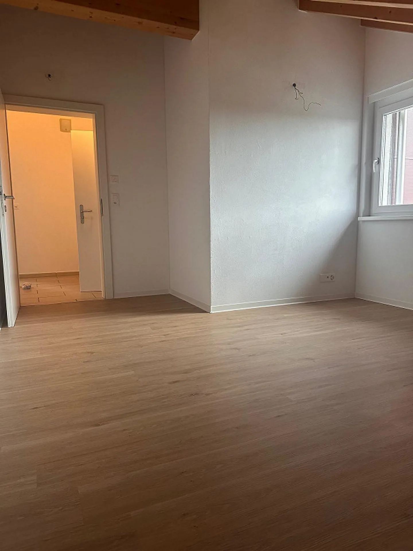 bright very large 3.5 room apartment - Photo 11 of 21