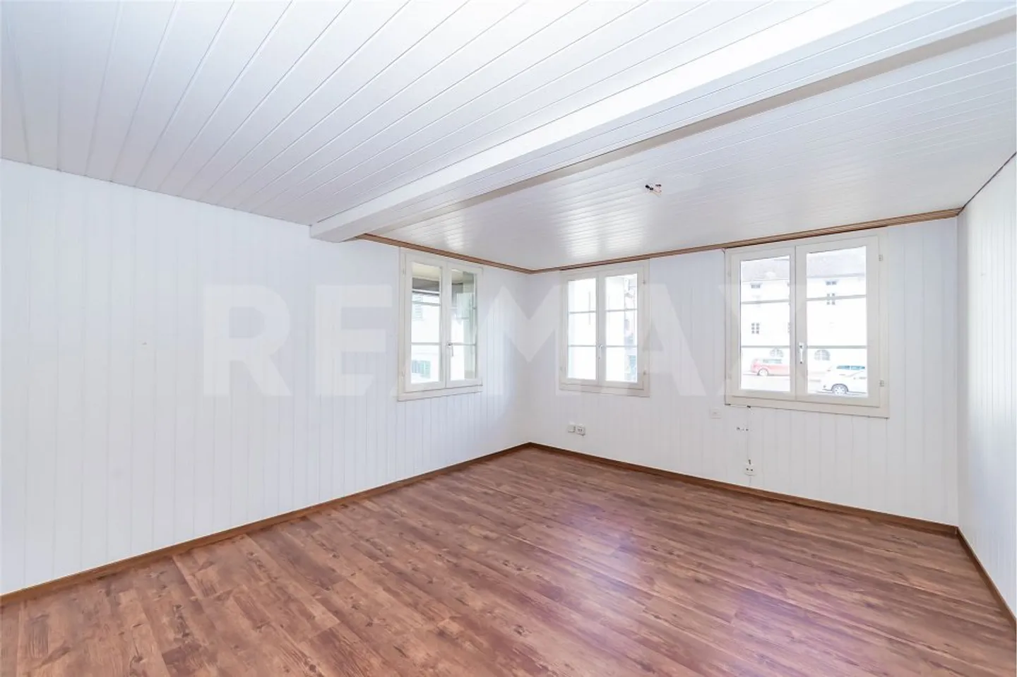 Historic house directly on the Sarner-Aa (half house) with storage space and garage with workshop - Photo 12 of 13