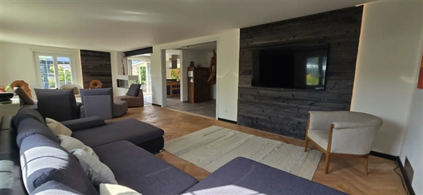 Renovierte Zwillingsvilla in Conthey - Foto 5 von 13