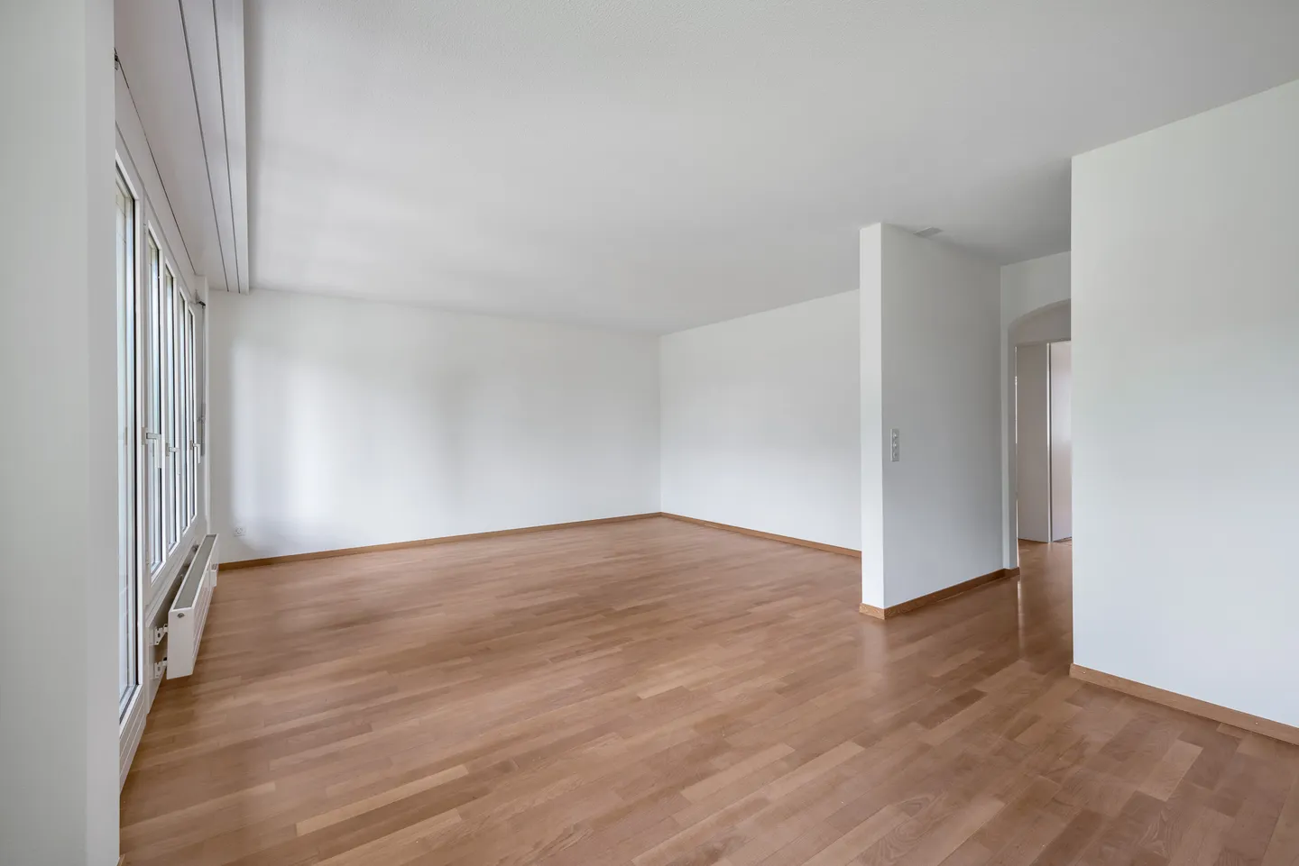 Grosszügige Wohnung mit Chéminée - befristet bis 30.06.2027! - Foto 4 von 5