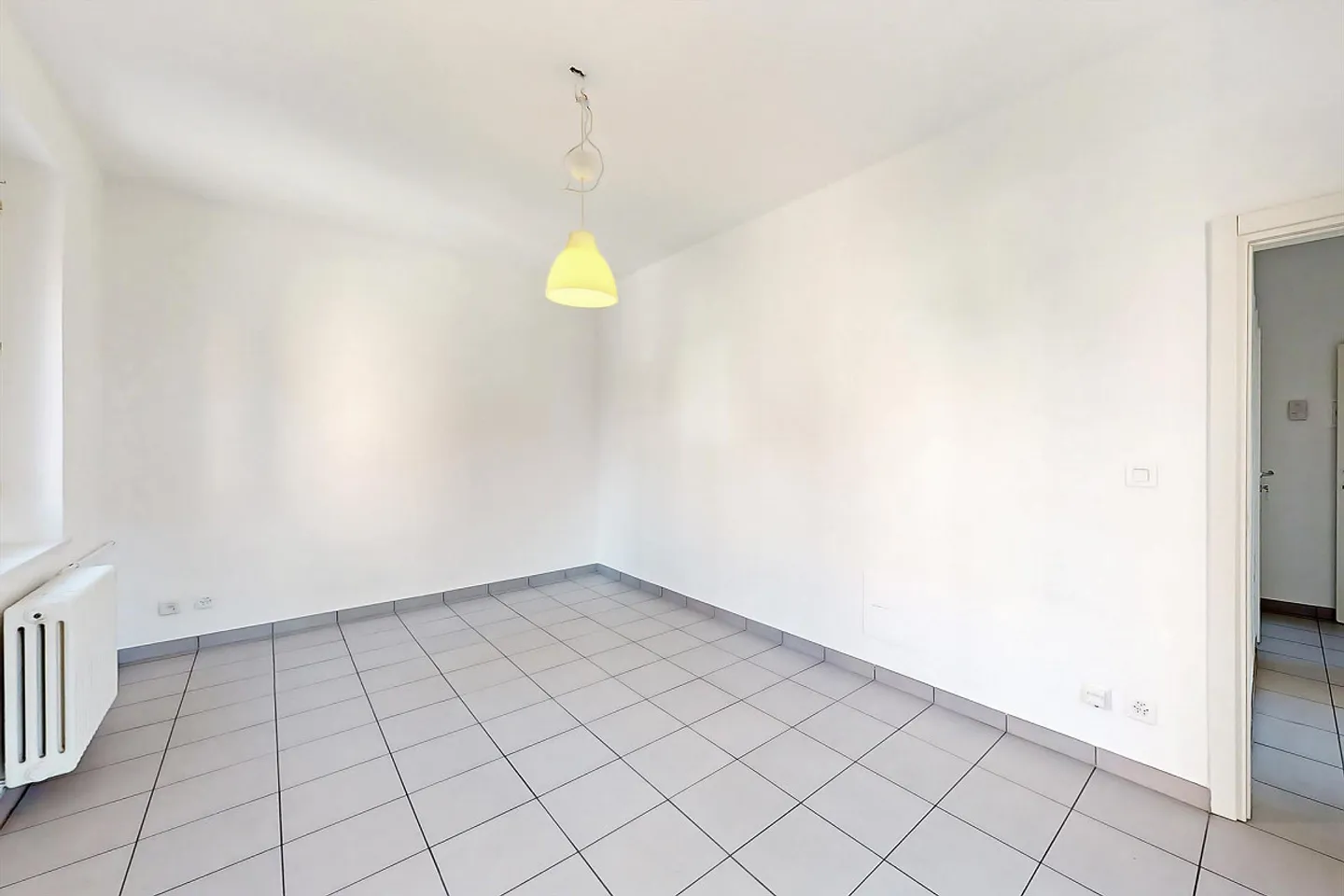 Molino Nuovo erwartet Sie: Licht, Ruhe und ideale Lage - Foto 4 von 11