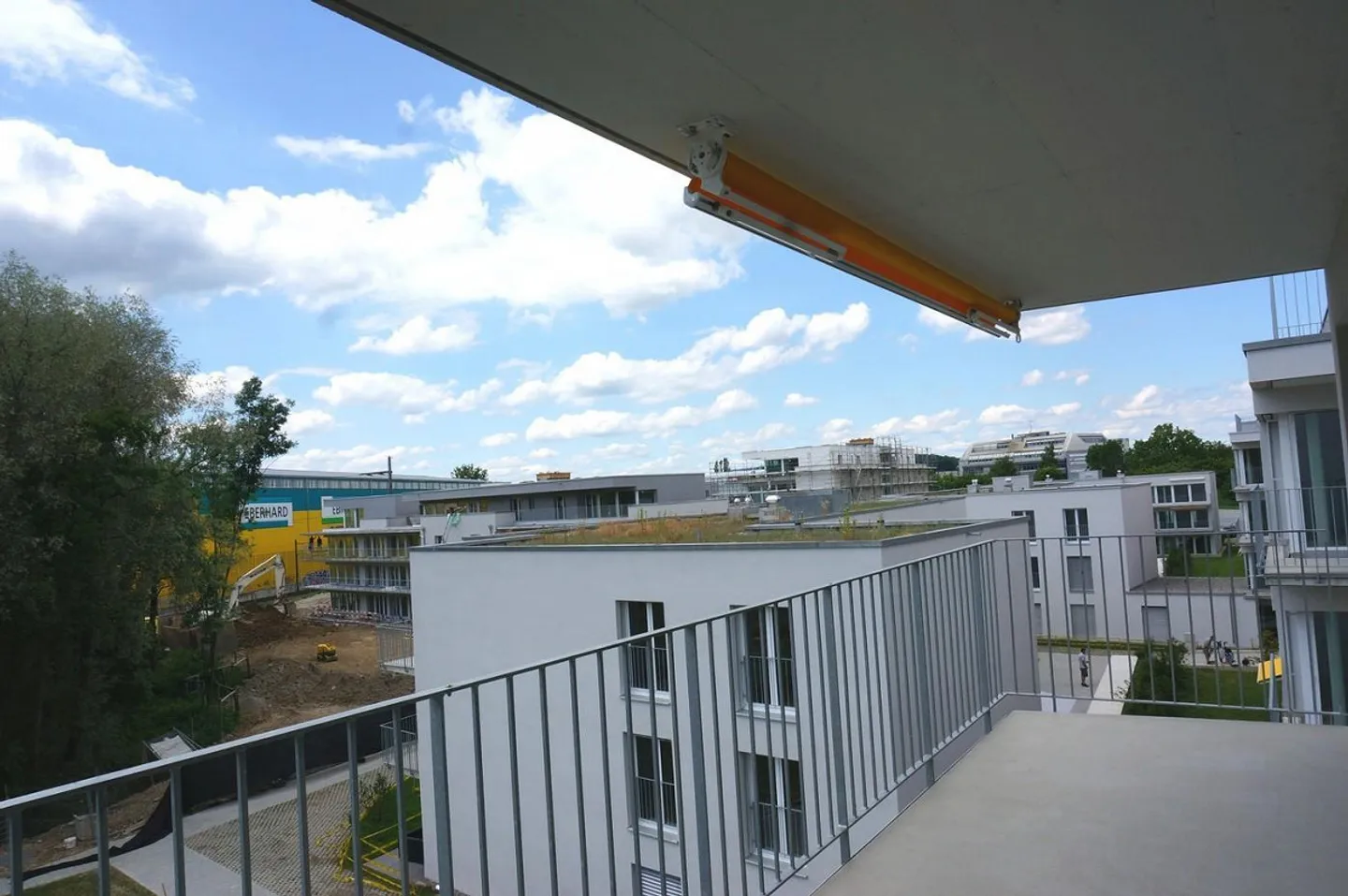 Sunny and very large 4.5-room apartment with 15m2 balcony - Photo 11 of 12