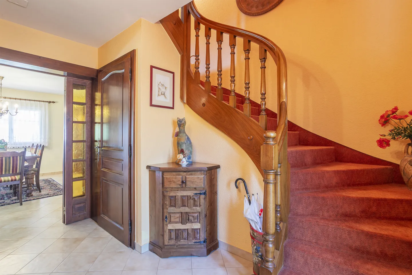 Maison jumelée avec 5,5 pièces, véranda, places de parking et garage. - Photo 7 sur 13