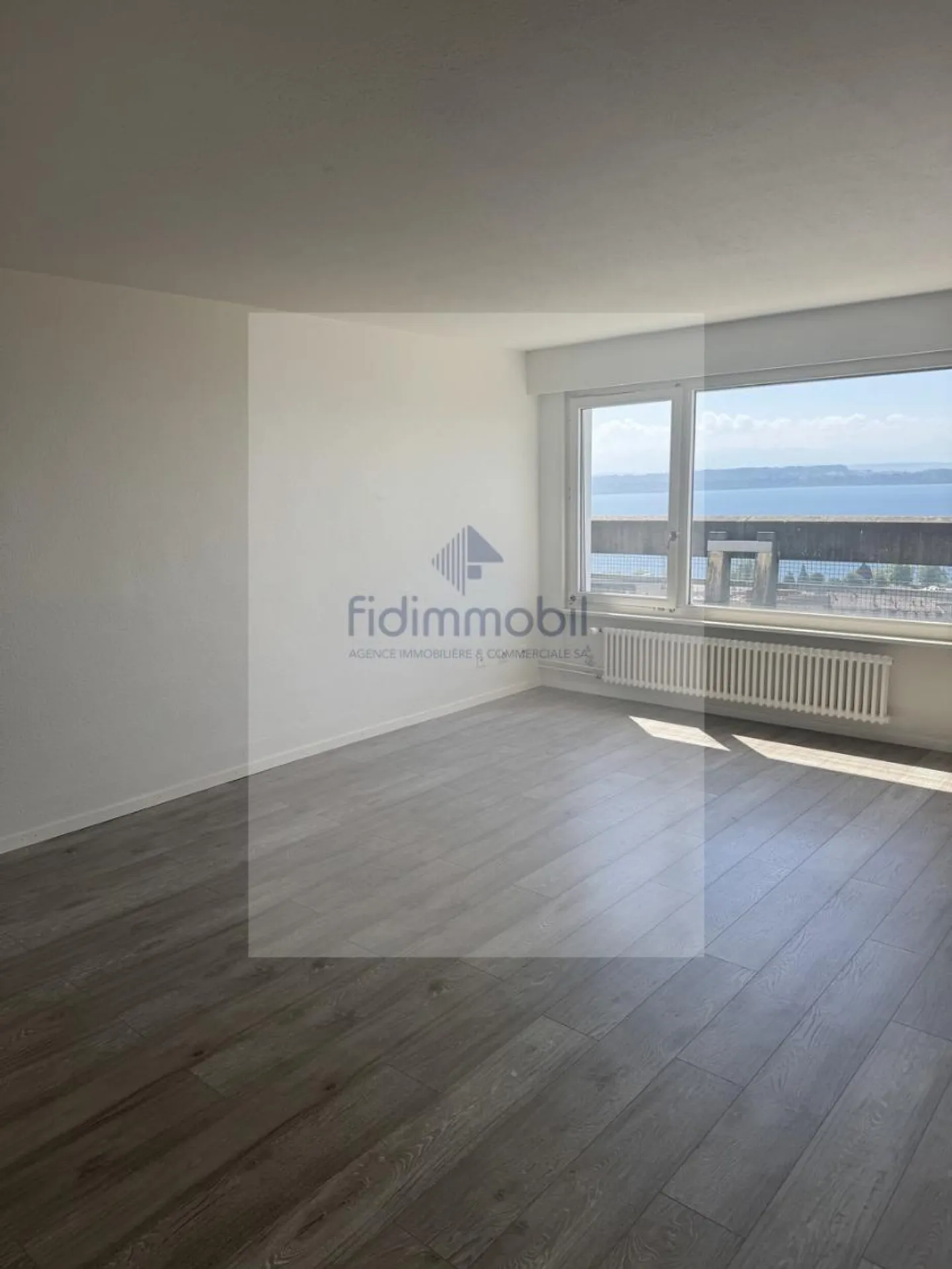 Penthouse avec 5.5 pièces et vue imprenable - Photo 6 sur 9