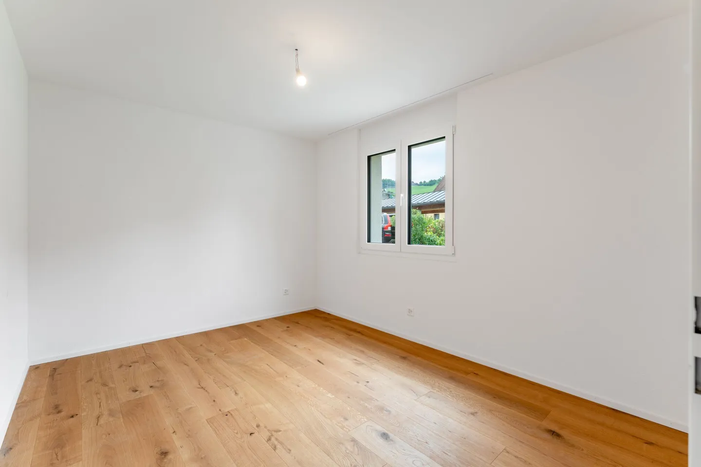 Move in & feel good: 4.5-room apartment with style and structure - Photo 9 of 17