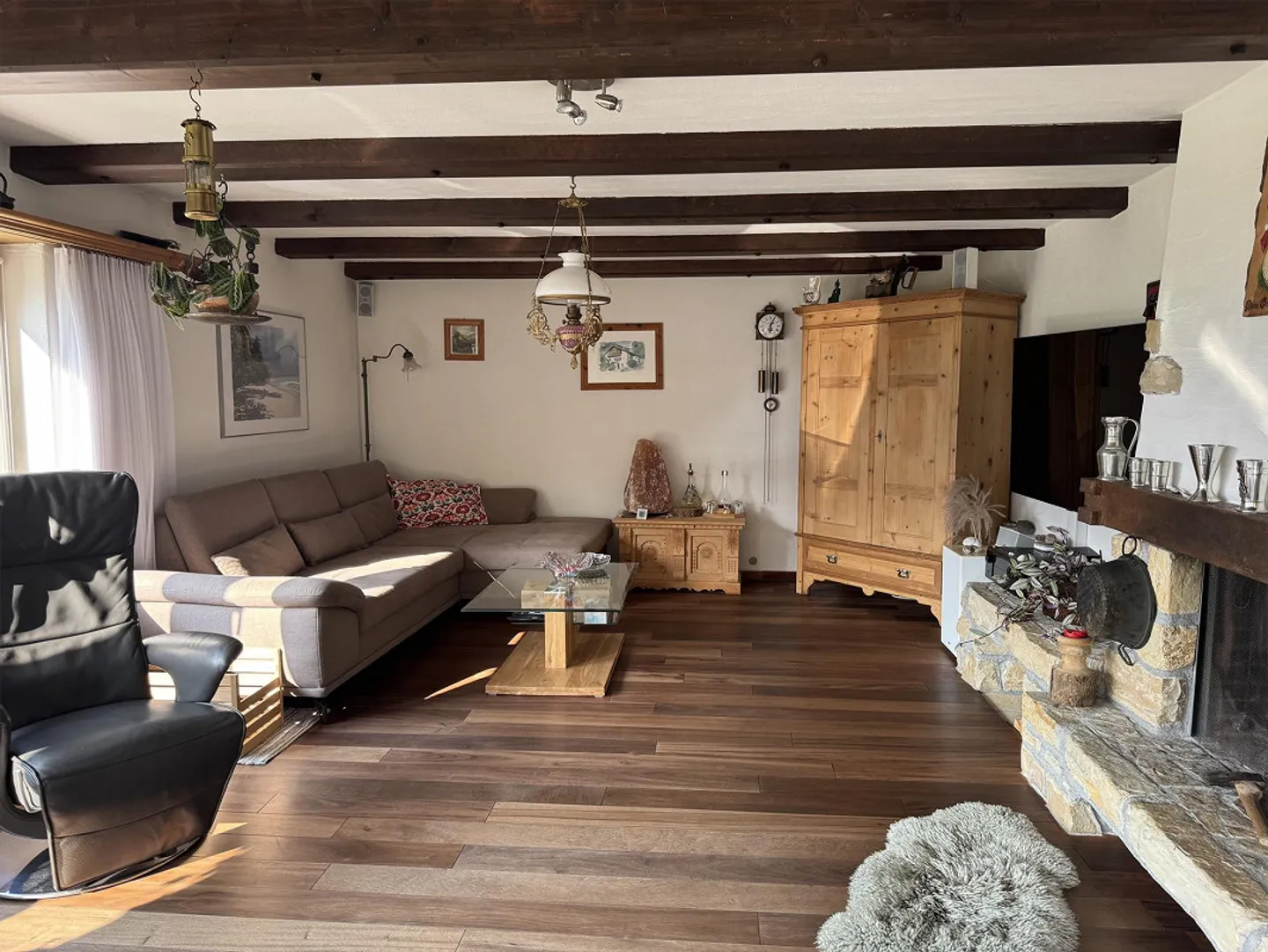 Single-family house with over 1000m2 of land - Photo 2 of 4