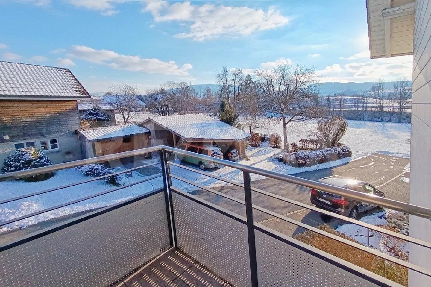 Well-maintained 2½-room apartment with mountain view - Photo 10 of 13