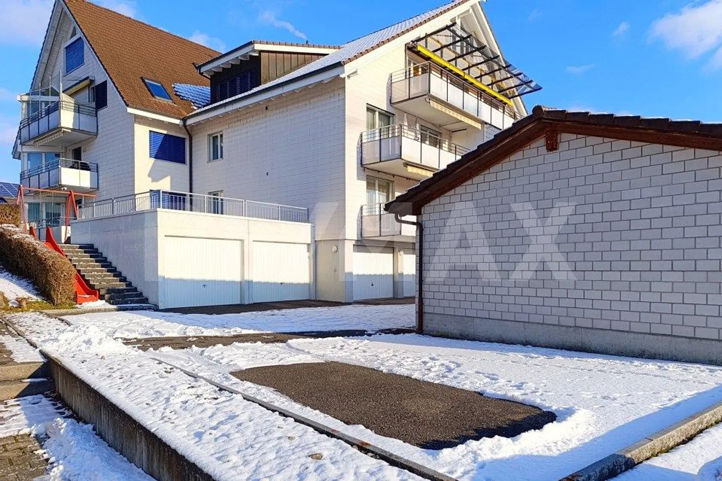Well-maintained 2½-room apartment with mountain view - Photo 11 of 13