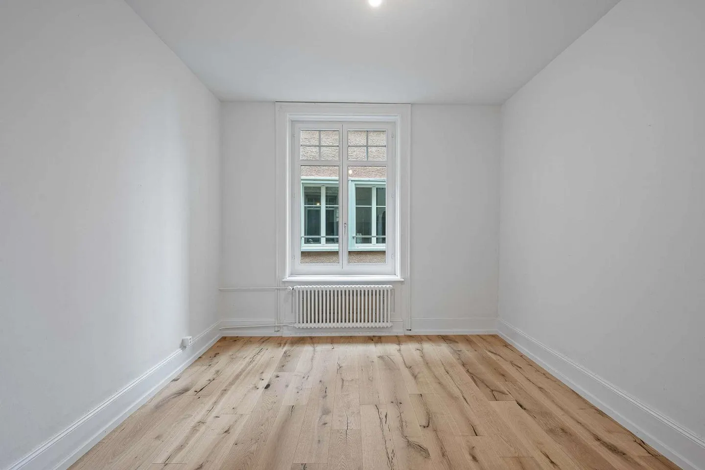 Charming 4-room apartment freshly renovated & ready for occupancy - Photo 10 of 14