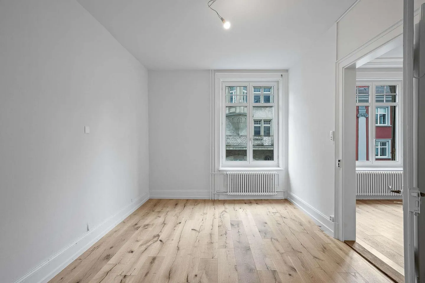 Charming 4-room apartment freshly renovated & ready for occupancy - Photo 11 of 14
