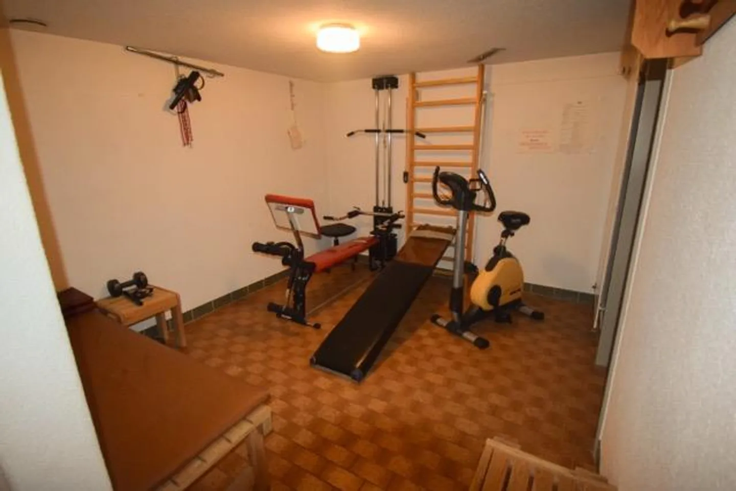 Living with Perspective: 4.5-Room Apartment with Underground Parking Space - Photo 14 of 16