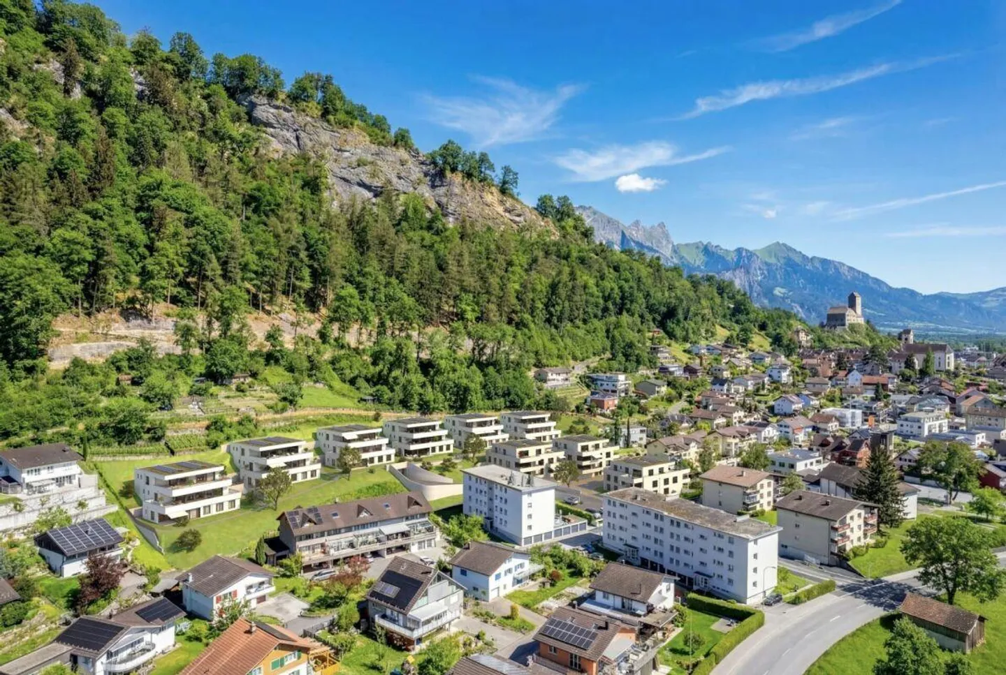 Exklusives Apartment in Sargans - Foto 2 von 8