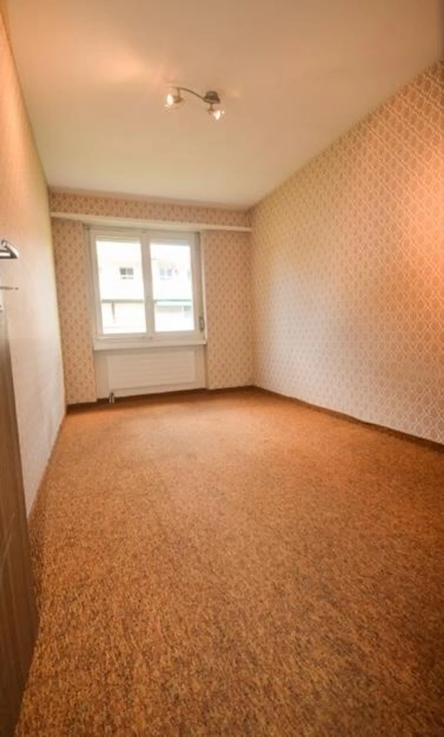 Living with Perspective: 4.5-Room Apartment with Underground Parking Space - Photo 10 of 16