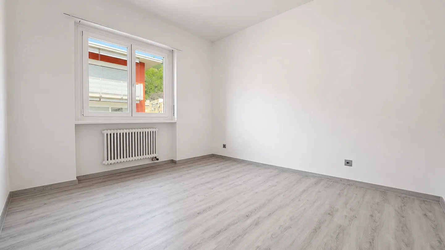 JUSQU'À 3 MOIS GRATUITS - Appartement rénové de 3,5 pièces à Lugano avec piscine - Photo 6 sur 10