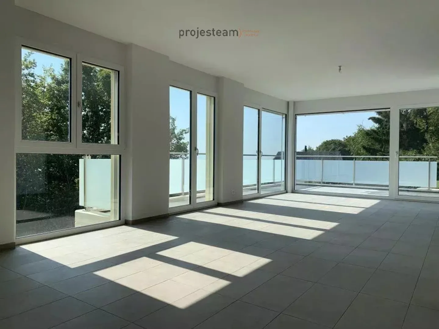 Casa unifamiliare nuova con vista sulle montagne, sul lago e sulla campagna - Foto 9 di 29