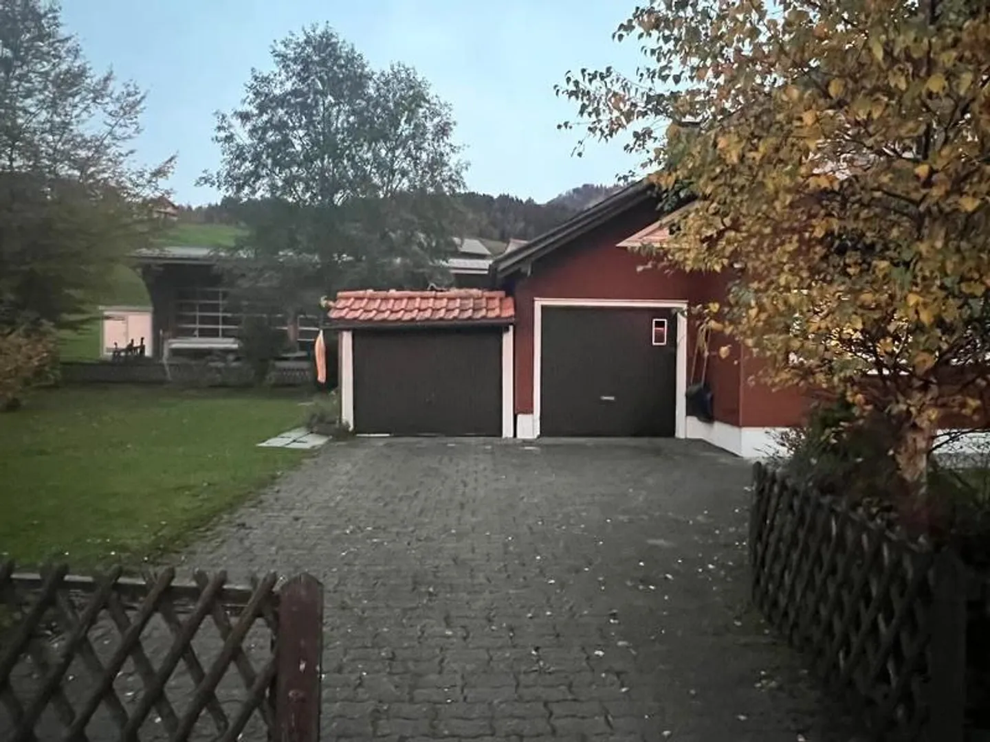 Maison individuelle de 4,5 pièces avec vue sur le lac Sihl dans un emplacement privilégié - Photo 4 sur 10