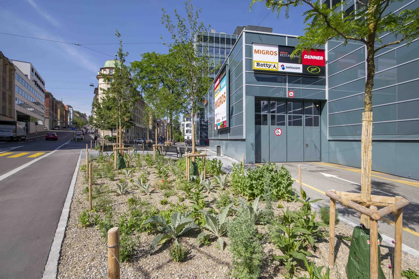 Zones de stockage centrales - Pratiques pour les entreprises et les particuliers ! - Photo 3 sur 4