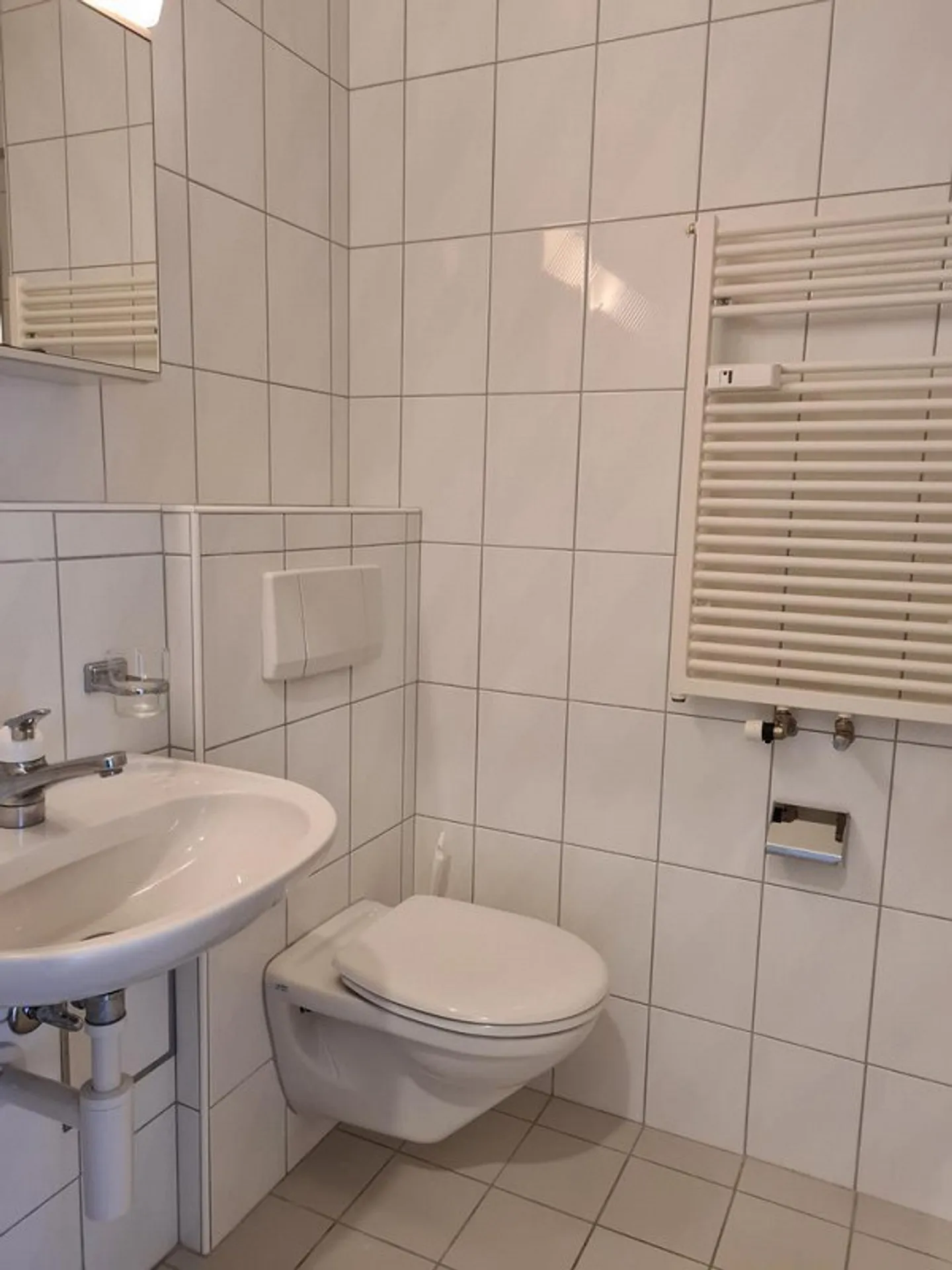 Charming 1-room apartment in a quiet rear building - Photo 3 of 4
