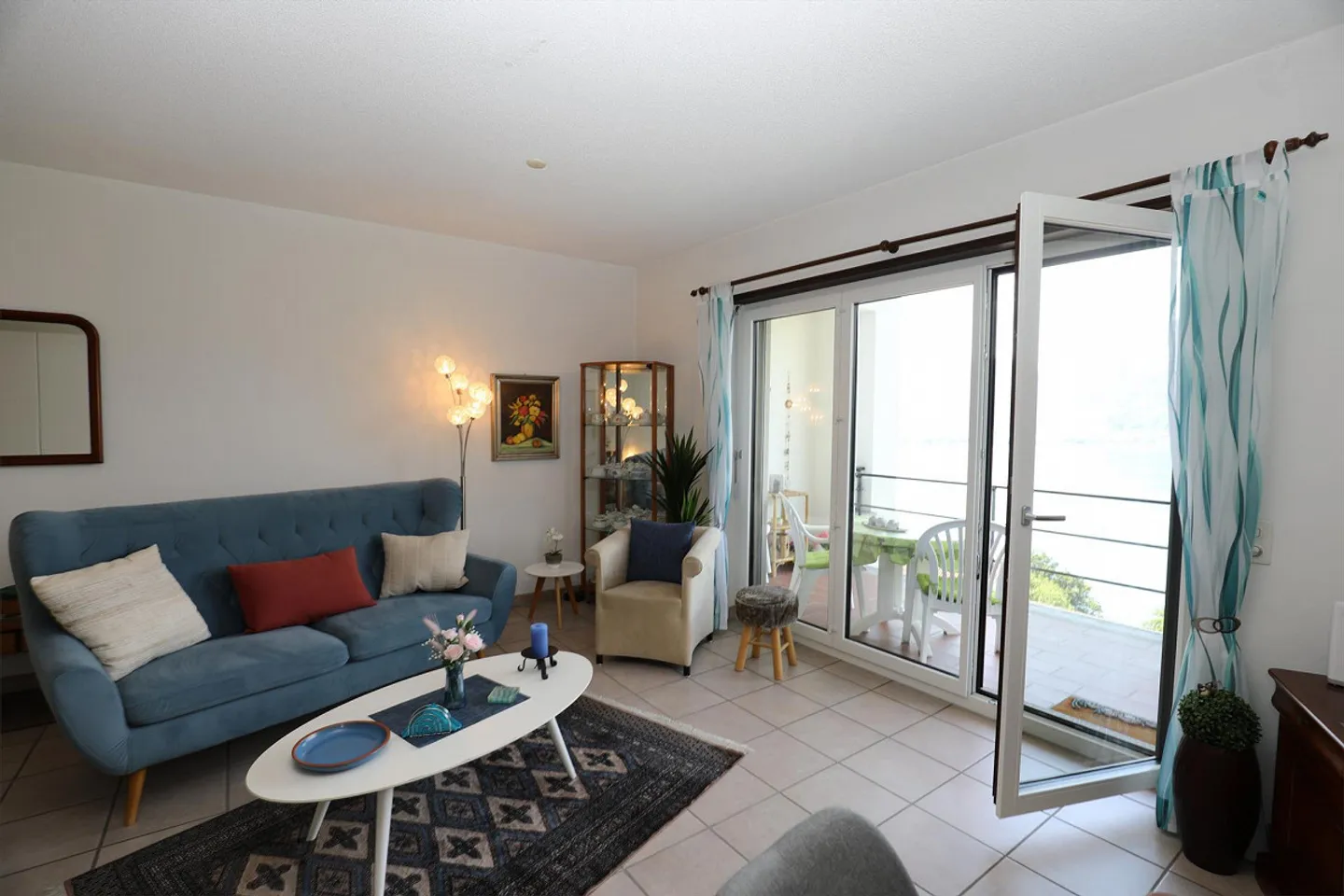 Charmante 1.5-Zimmer-Wohnung mit Seeblick und Pool in Vira (Gambarogno) - Foto 7 von 17