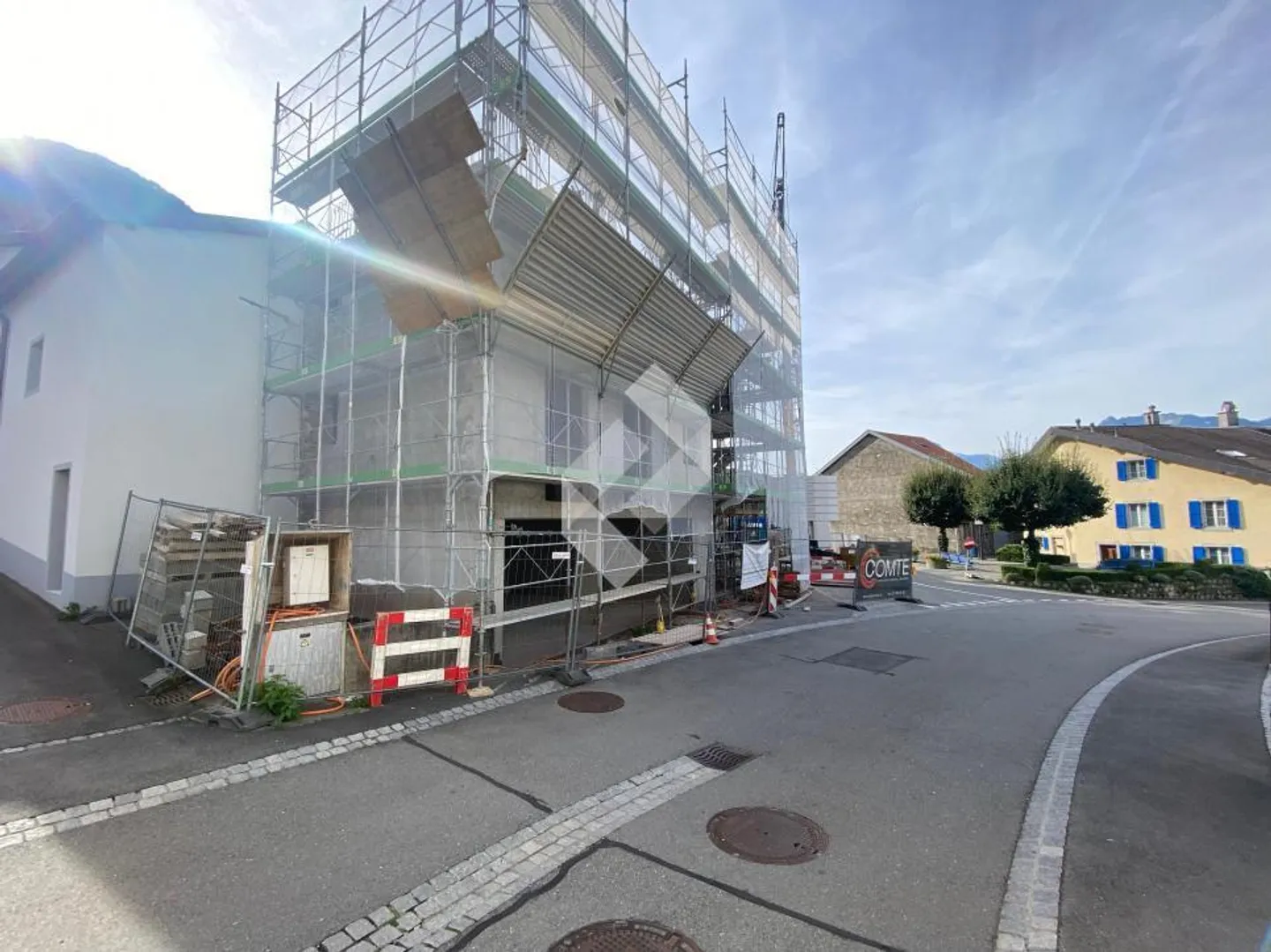 3,5 stanze nuove in una piccola PPE nel cuore del villaggio - Foto 1 di 13