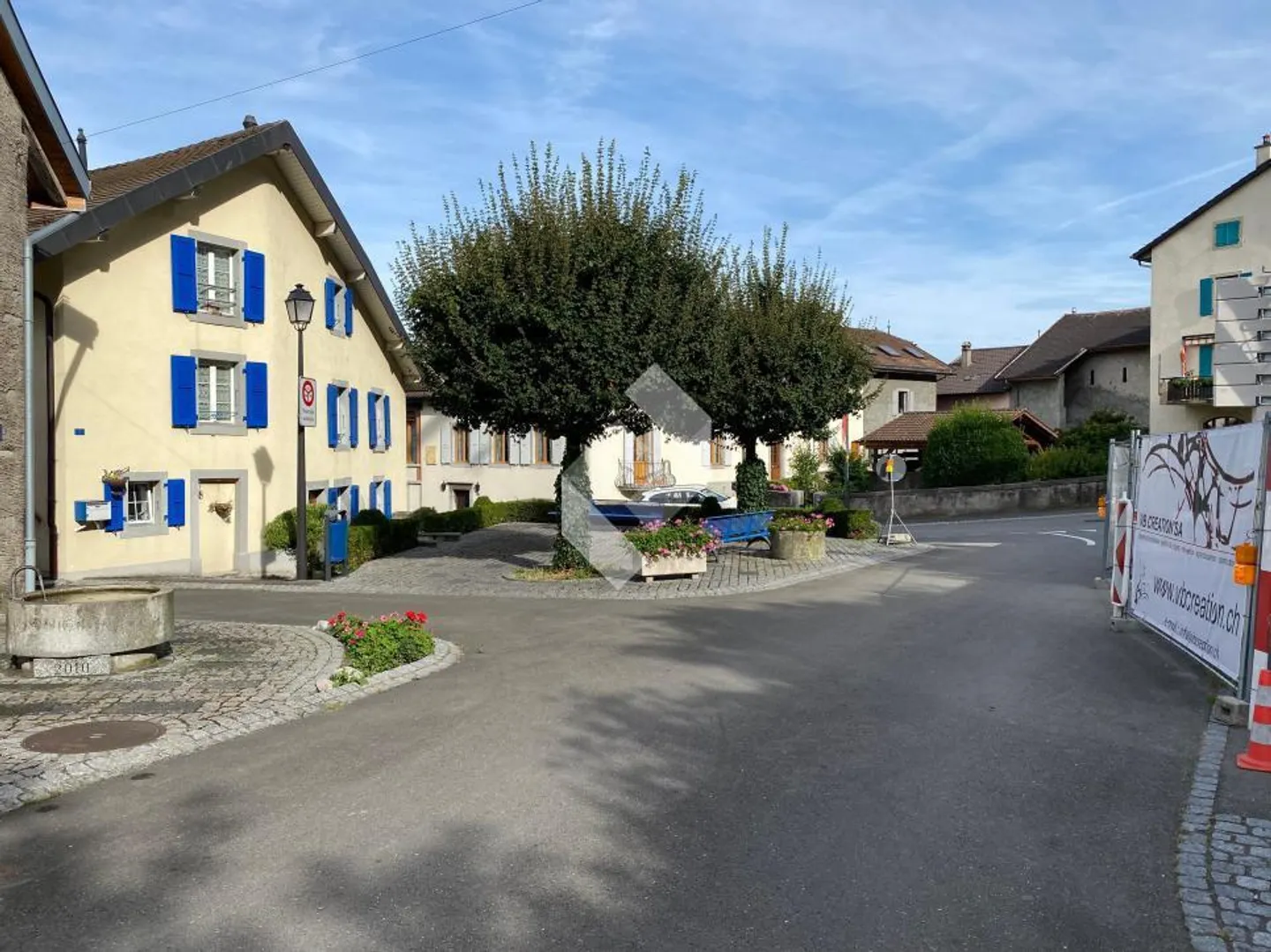 3,5 stanze nuove in una piccola PPE nel cuore del villaggio - Foto 10 di 13