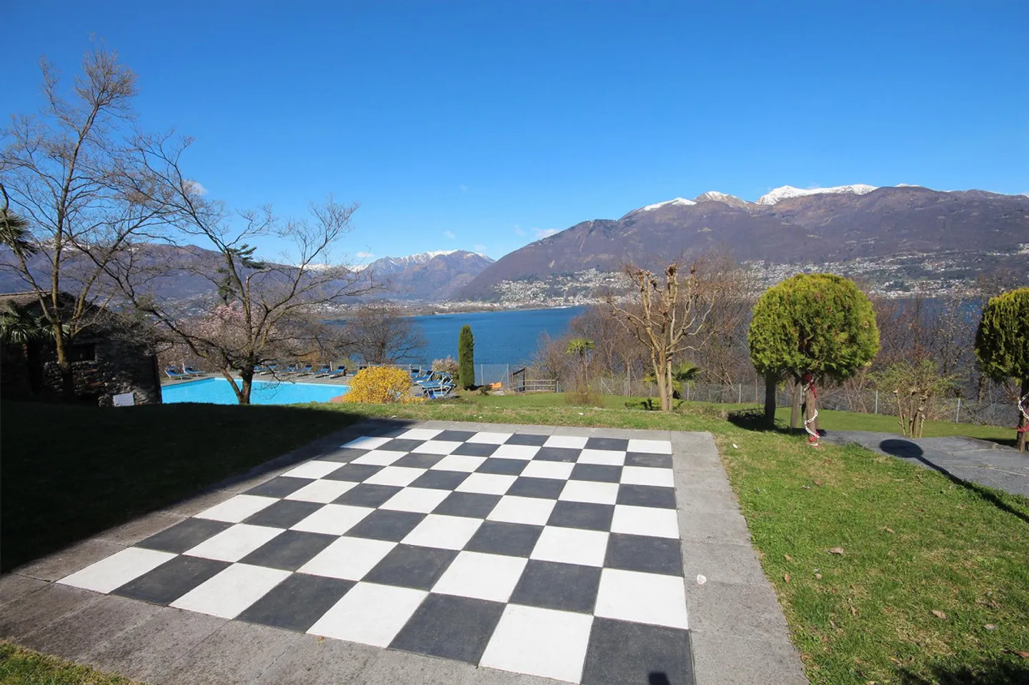 Charmante 1.5-Zimmer-Wohnung mit Seeblick und Pool in Vira (Gambarogno) - Foto 15 von 17
