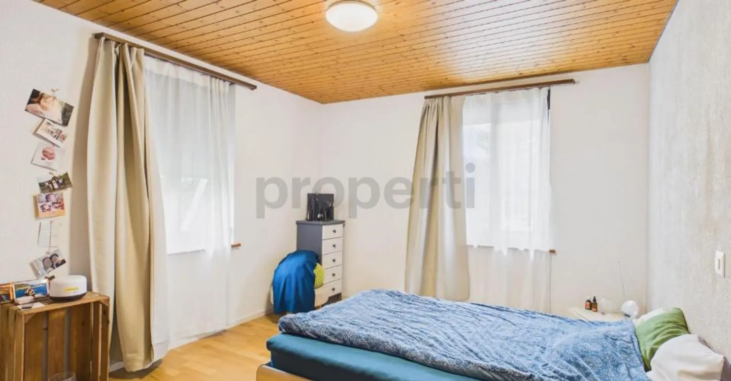 Vielseitiges Zweifamilienhaus - Foto 6 von 12