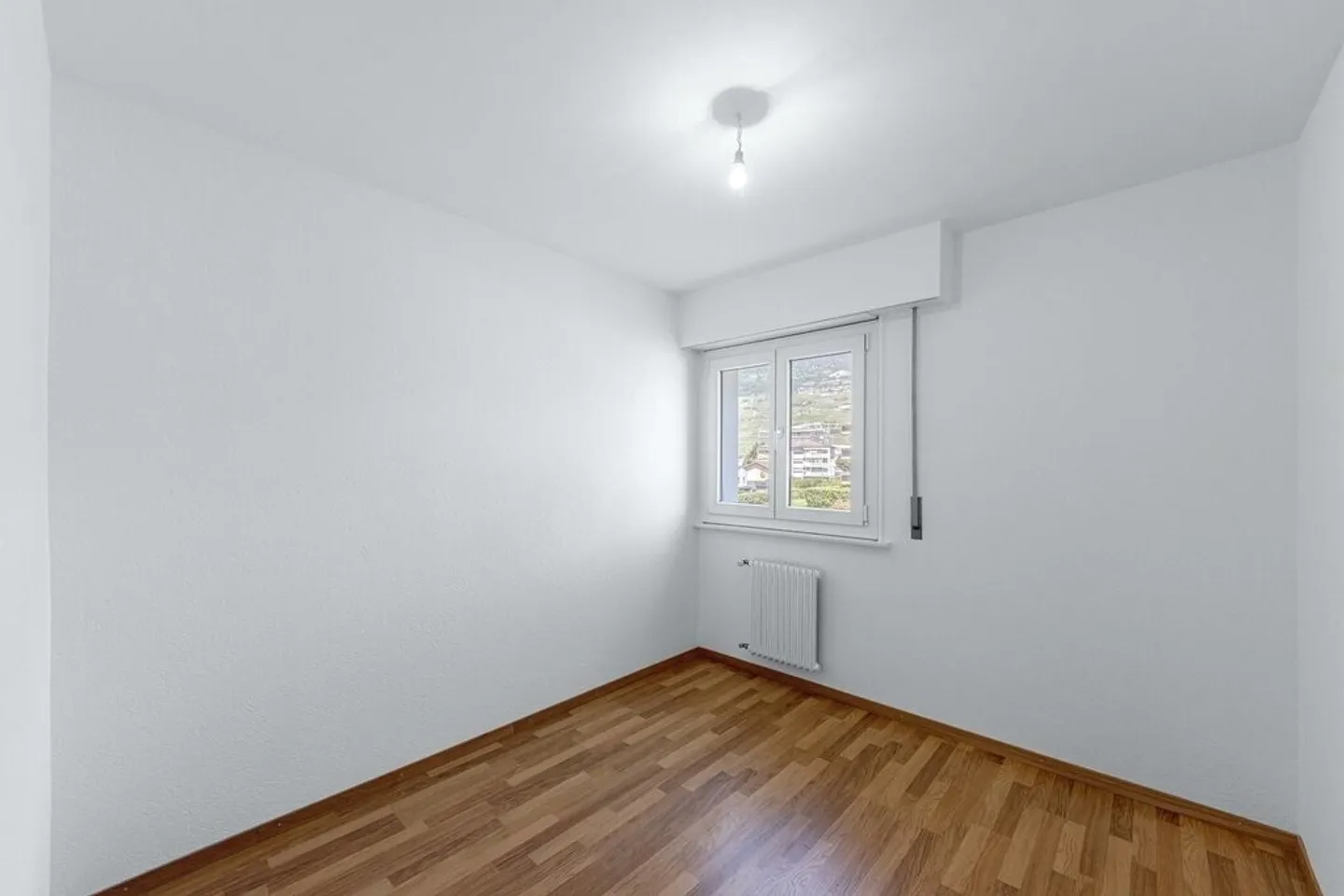 A saisir ! Idéalement situé au centre-ville de Conthey ! - Photo 5 sur 9