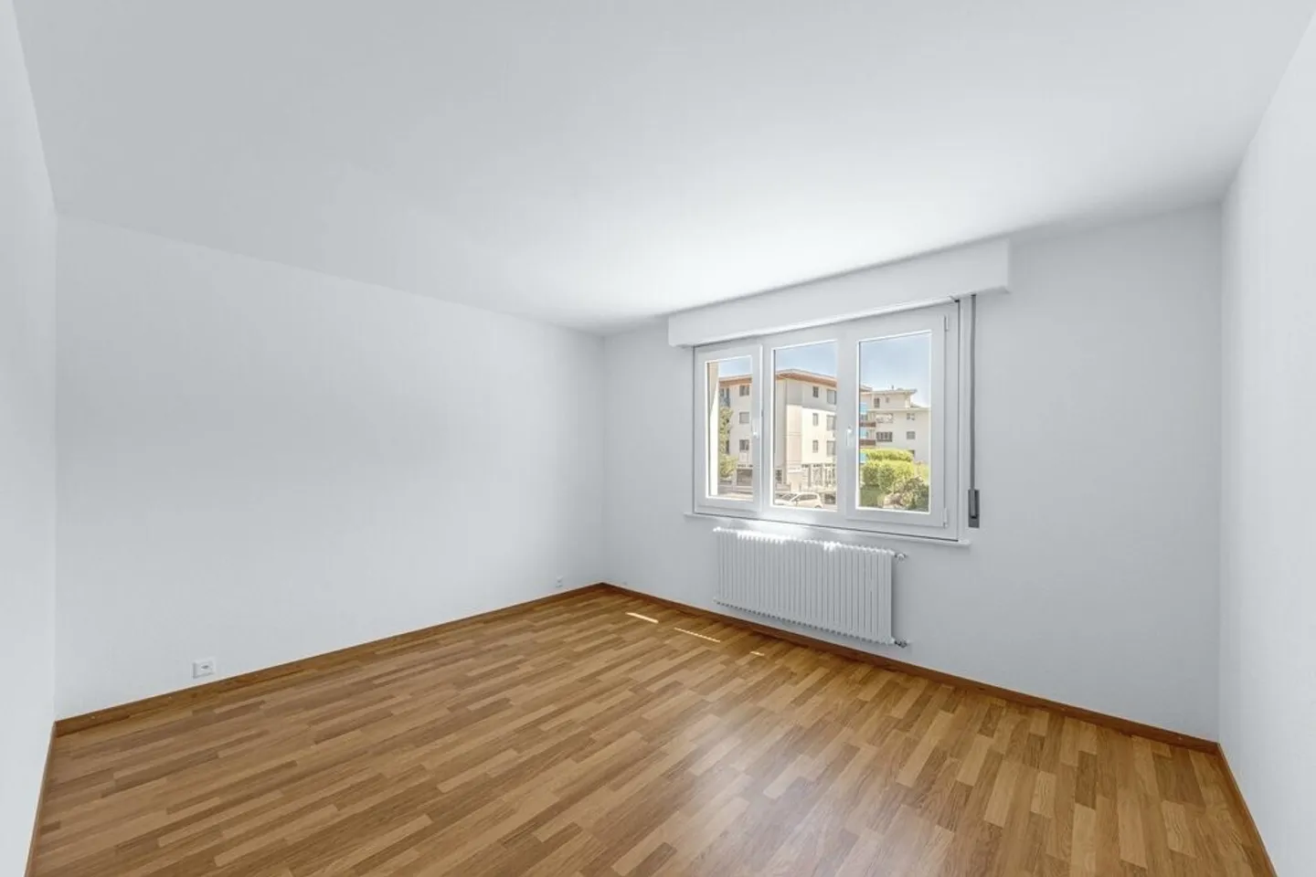 A saisir ! Idéalement situé au centre-ville de Conthey ! - Photo 6 sur 9