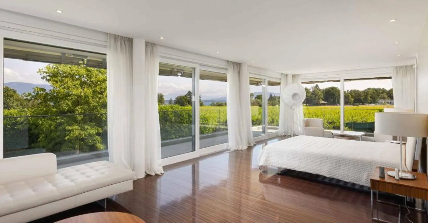 Magnificent private hotel with high-end amenities - Photo 4 of 11