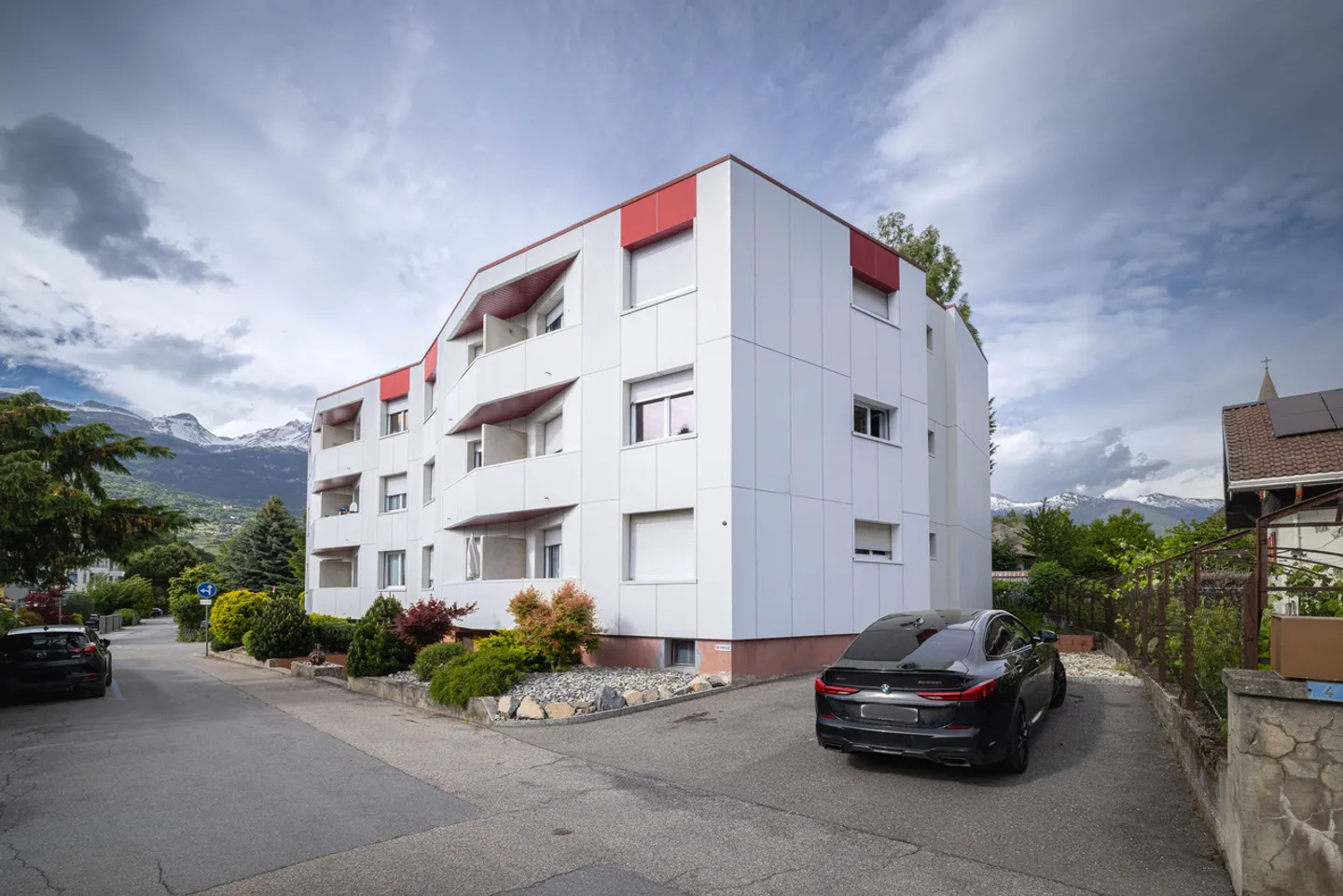 Investment Property in Sierre - Photo 1 of 2