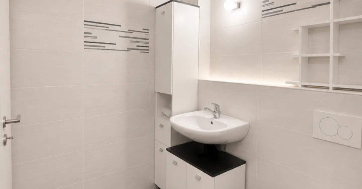 Locale arredato di 38 m² con bagno - Foto 5 di 7