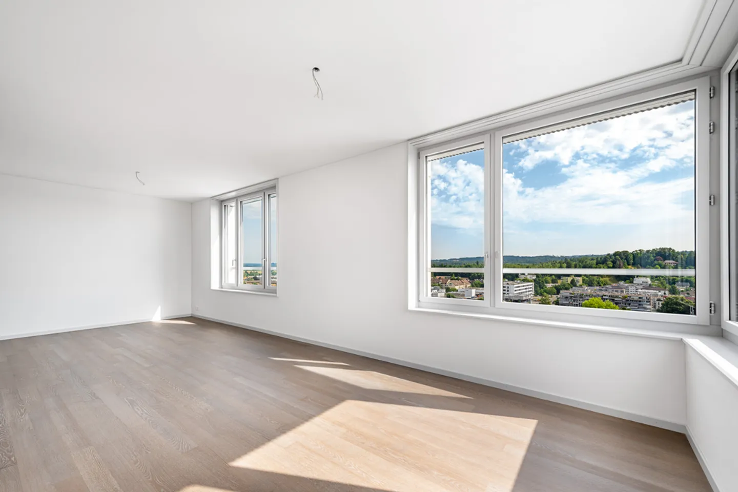 Nuovo appartamento con vista a Uster - Foto 12 di 12