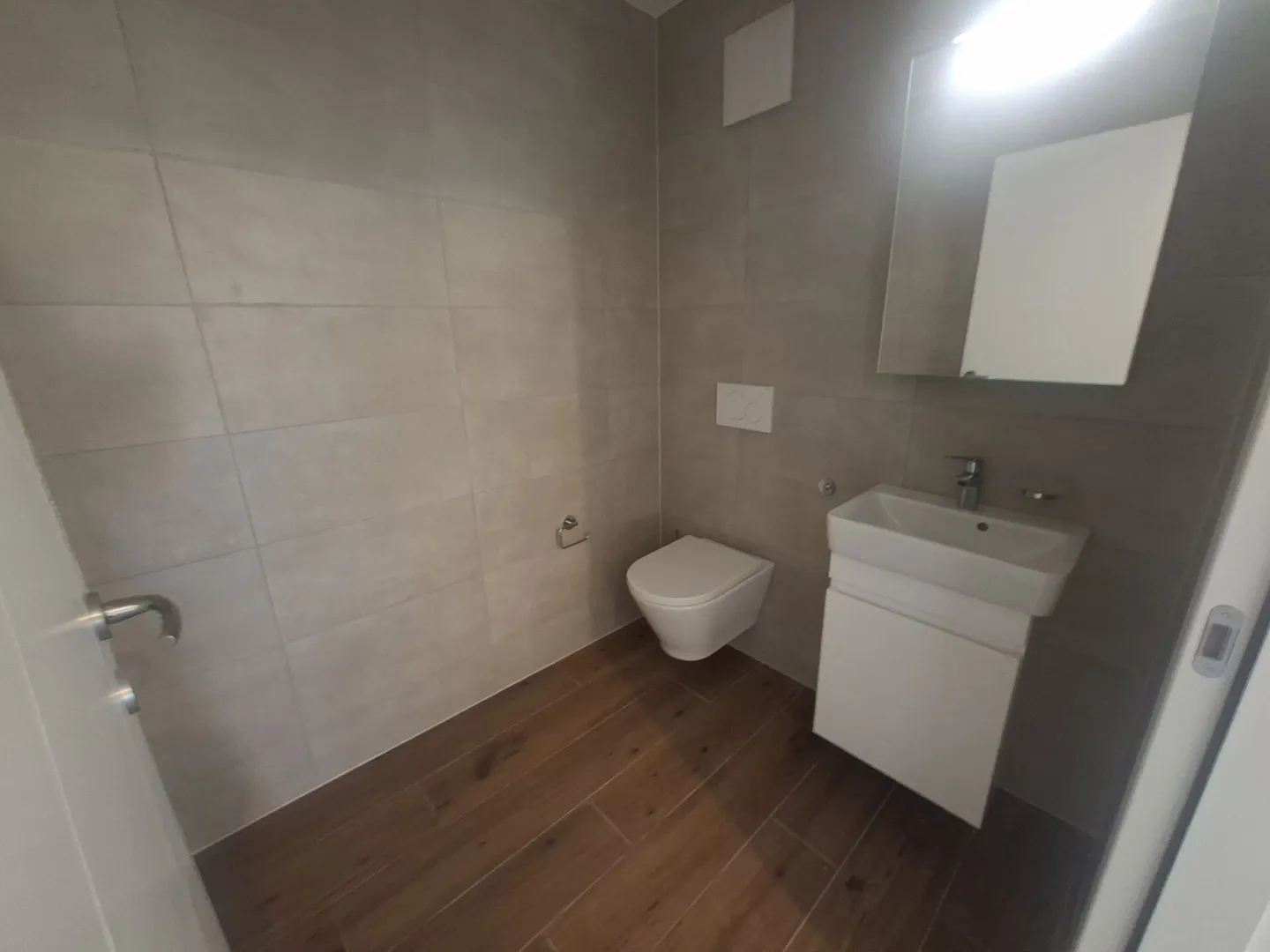 Appartement moderne 3.5 pièces - Photo 6 sur 8