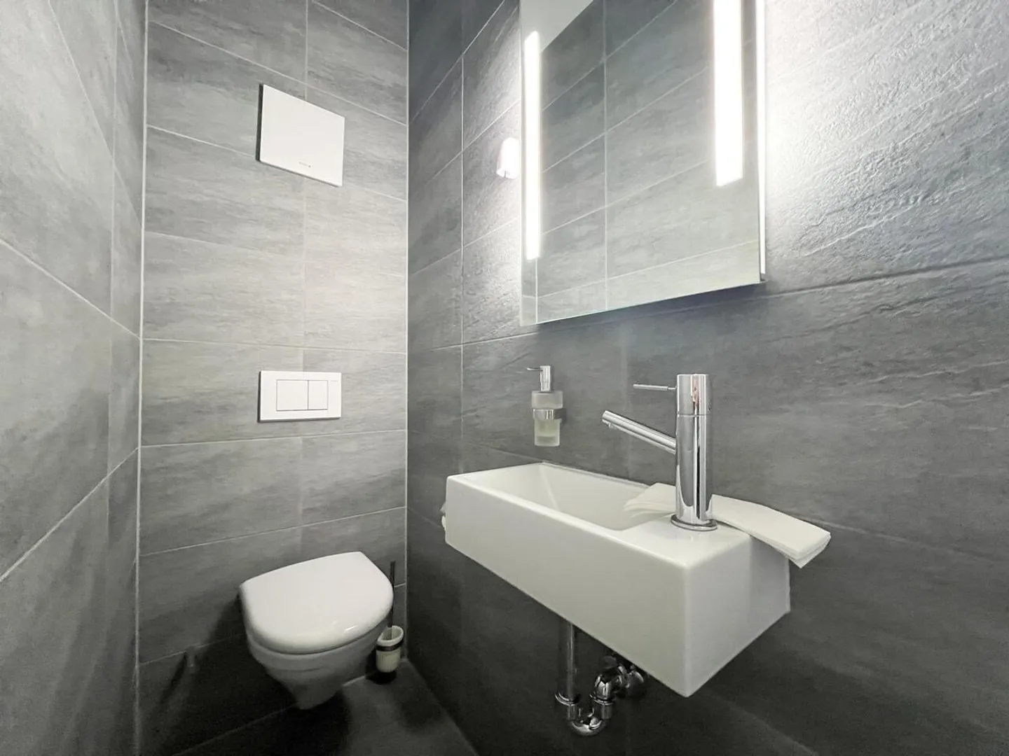 Commercial premises for rent in Boujean – flexibility and accessibility - Photo 7 of 9