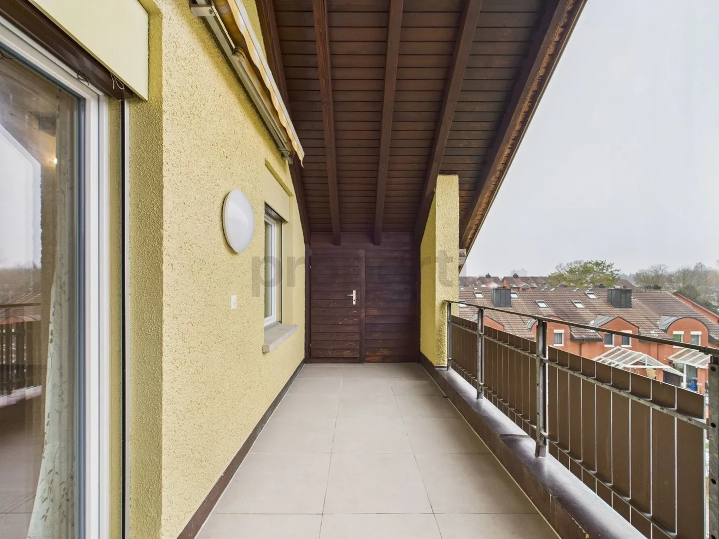 Modernes 3.5-Zimmer Dachgeschoss mit Balkon in Märstetten - Foto 9 von 10