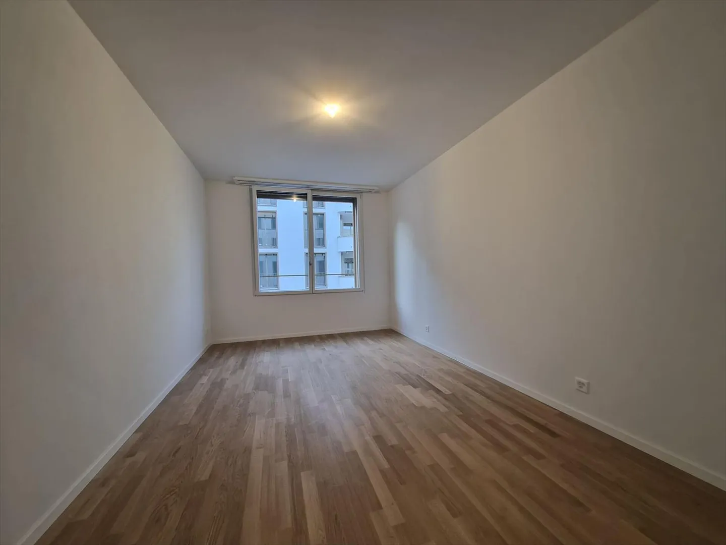 Prairie 2 - 2-2.5 Room Apartment on the 4th Floor - Photo 3 of 7