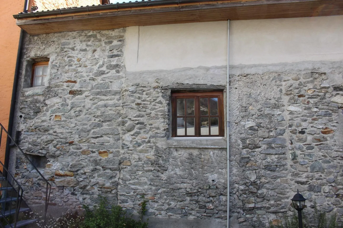 Casa di villaggio di 4 locali nel centro del paese - Foto 2 di 21