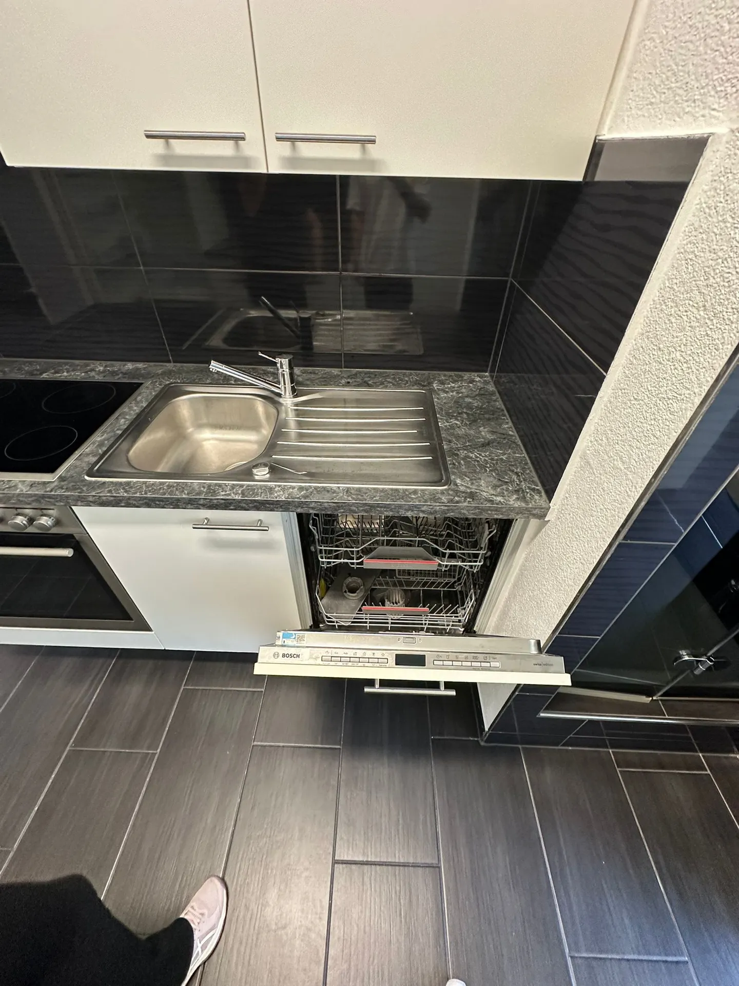 Appartamento Ristrutturato e Accogliente - Foto 4 di 11